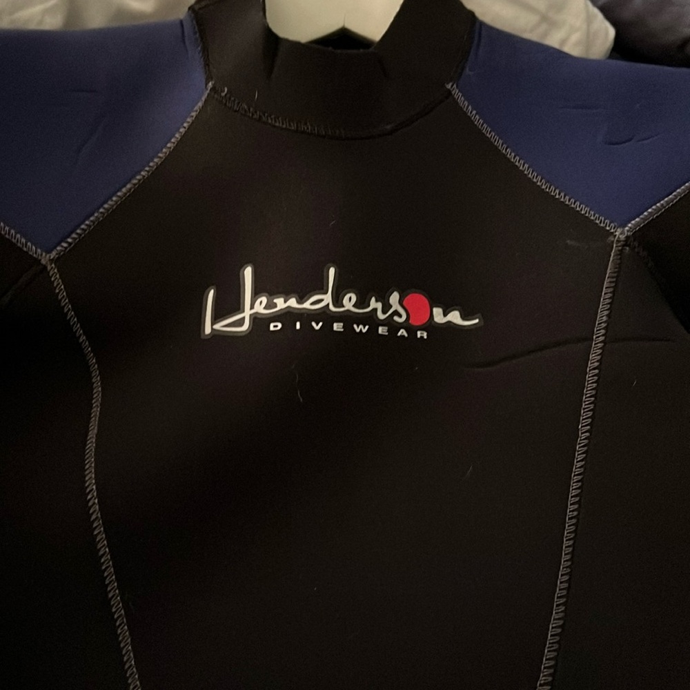 Henderson Thermoprene youth wetsuit - size 8